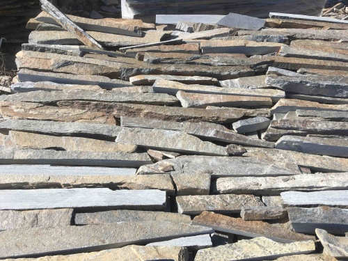 Горбушка златолит мультиколор для облицовки купить в Шатуре