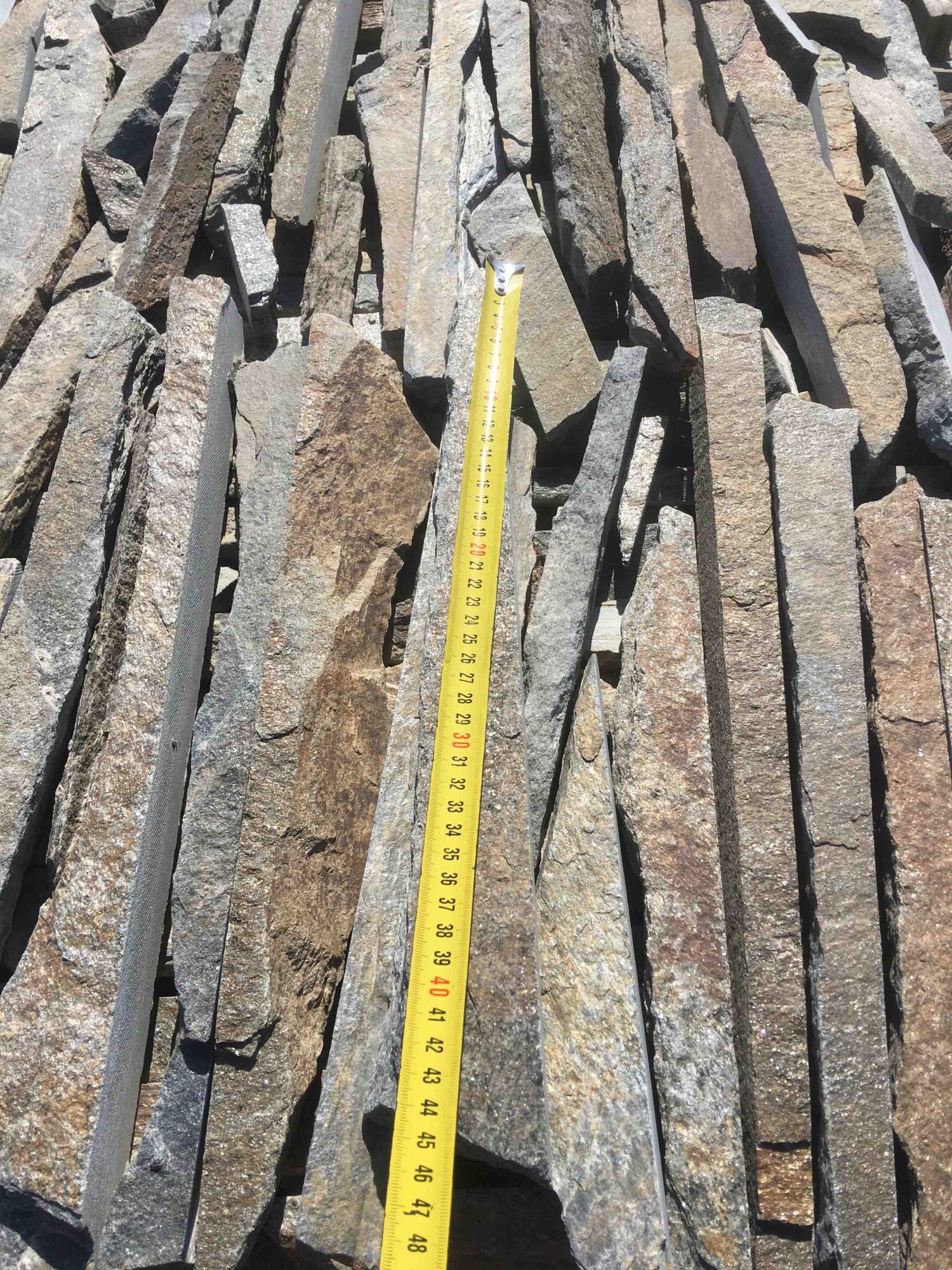 Горбушка златолит мультиколор для облицовки купить в Шатуре