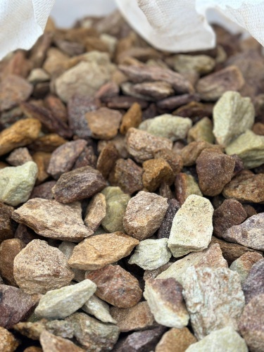 Златолит персиковый декоративная каменная крошка купить в Шатуре