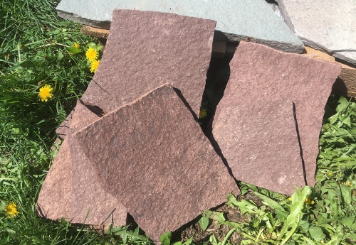 Плитняк лемезит бордовый для цоколя 1,5-2 см купить в Шатуре