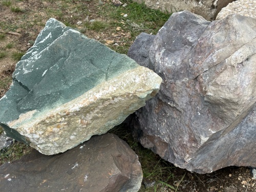 Камни для ландшафтного дизайна зелёные 10-60 килограмм купить в Шатуре