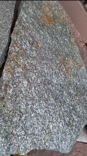 Плитняк златолит серебристый для цоколя, отмостки купить в Шатуре