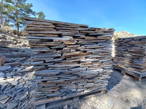 Плитняк златолит серебристый для фасада купить в Шатуре