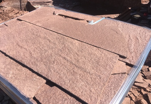 Плитняк лемезит бордовый для облицовки цоколя 20-25 мм  купить в Шатуре