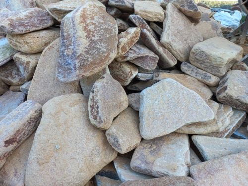 Златолит жёлтый, жёлто-зелёный глыбки и валуны для ланшафтного дизайна купить в Шатуре