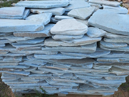 Плитняк златолит зелёный галтованный для цоколя купить в Шатуре