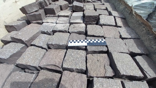 Лемезит колотая брусчатка 10 * 10 см. для парковки купить в Шатуре